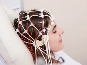 آشنایی با خطرات و عوارض بعد از نوار مغزی